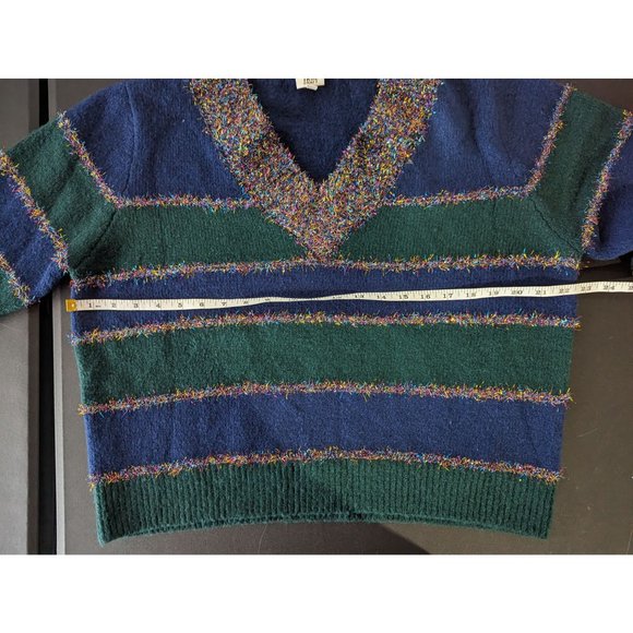 True Craft Women's Striped Tinsel Holiday Christmas V-Neck Sweater Size Small - Picture 6 of 7